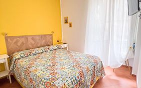 Giallo Napoli